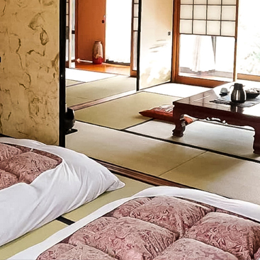 宿泊：1名7,000円～（変動制）